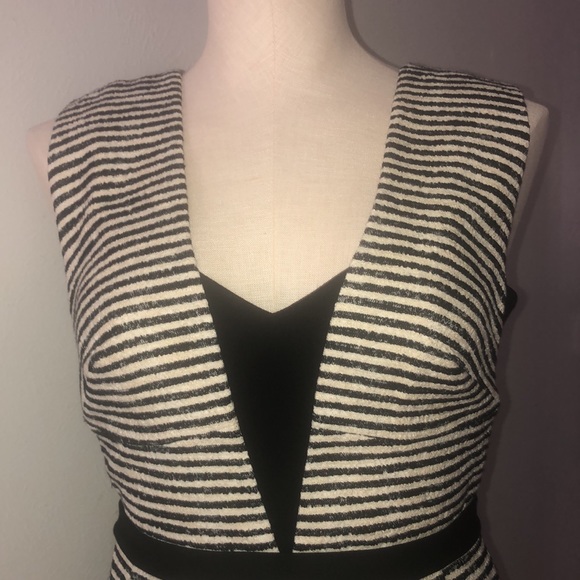 BCBG Max Azria Piper Peplum Striped Dress 6 NWOT - Picture 5 of 15